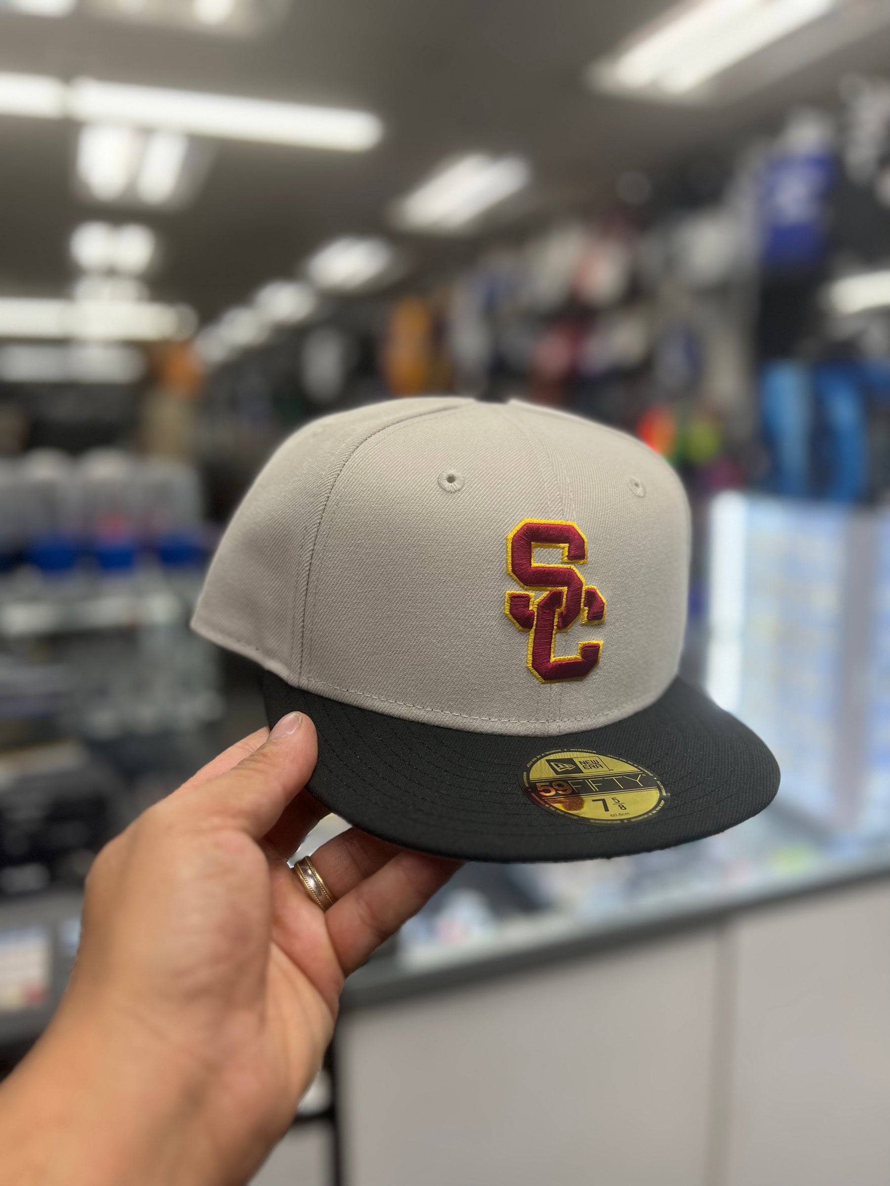 USC 2 Tone Stone / Black 5950