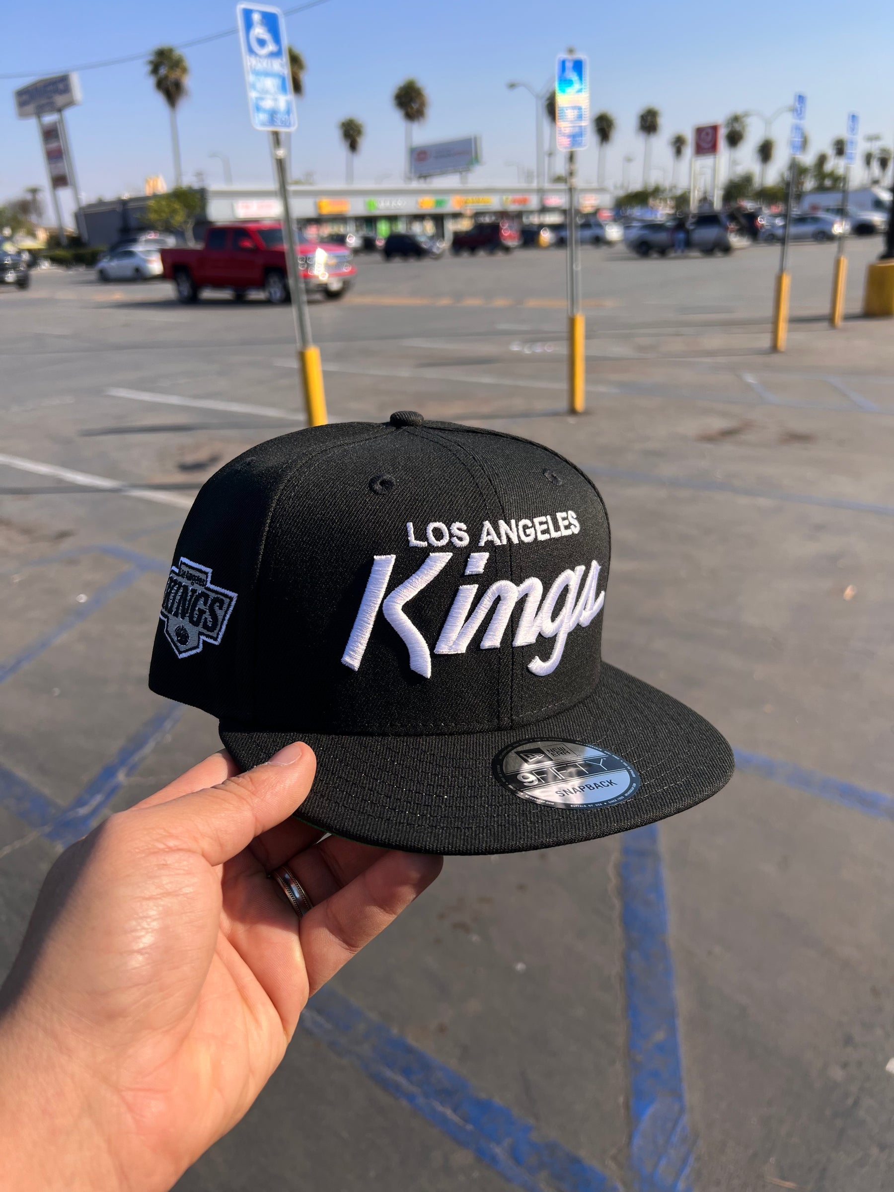 Los Angeles Kings Black Script Snapback