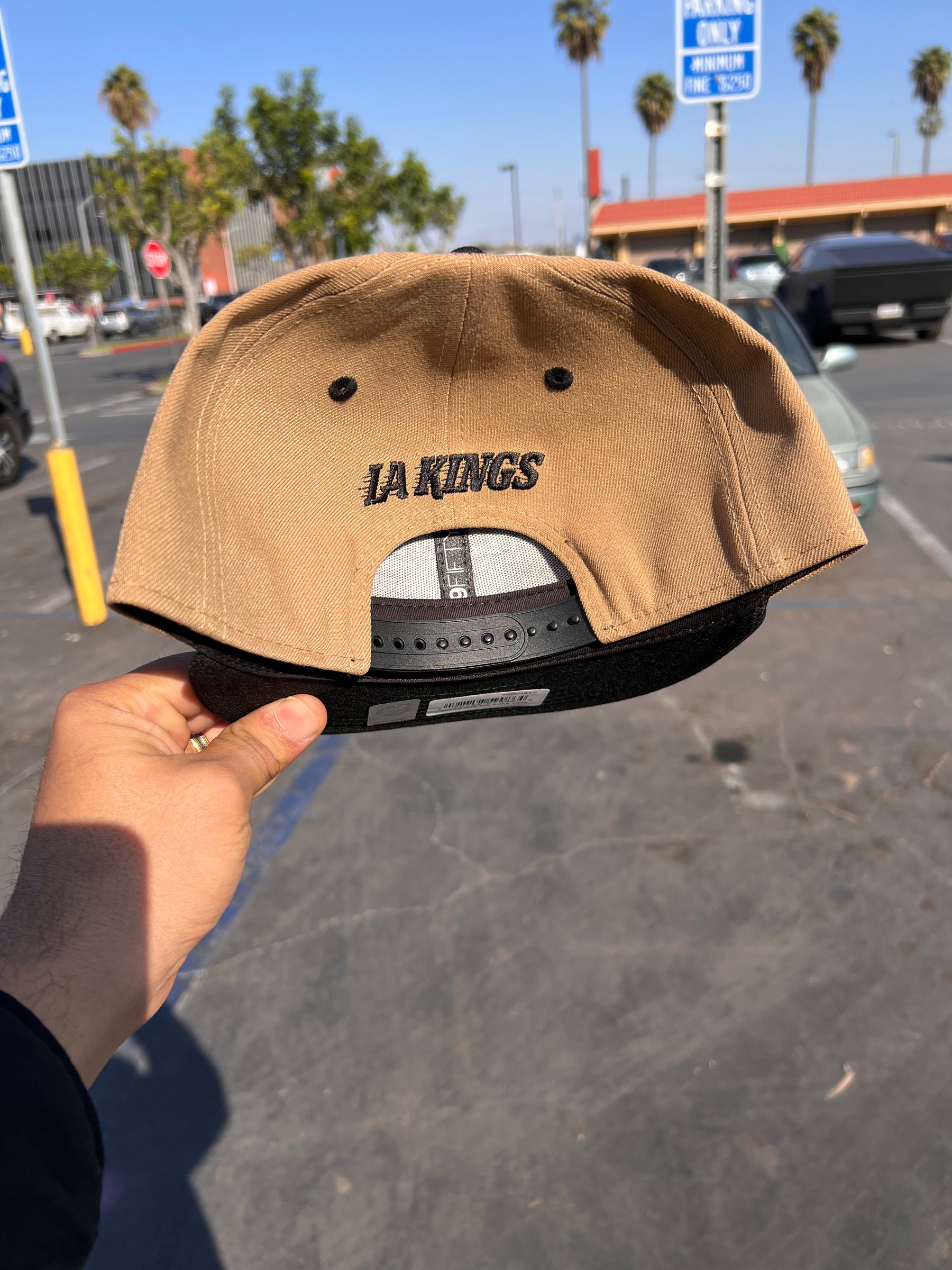 Los Angeles Kings Wheat / Black Snapback