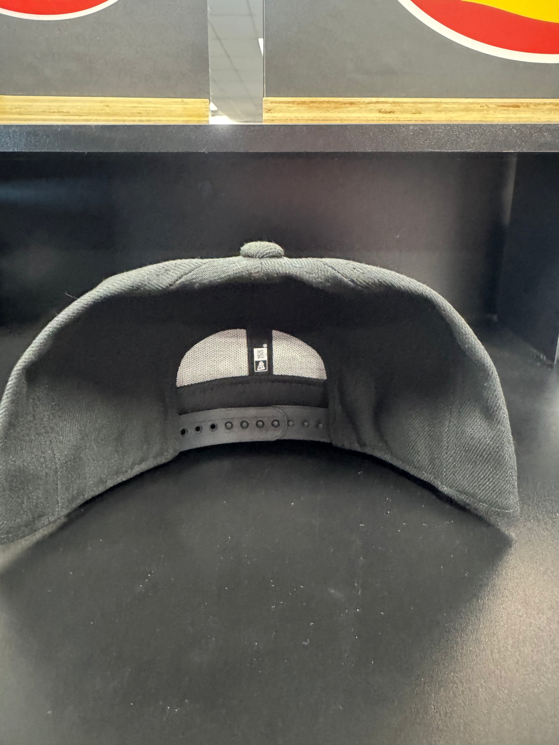 NEW ERA 59FIFTY Basic Snap back CHICAGO WHITE SOX 950 - BLACK/White