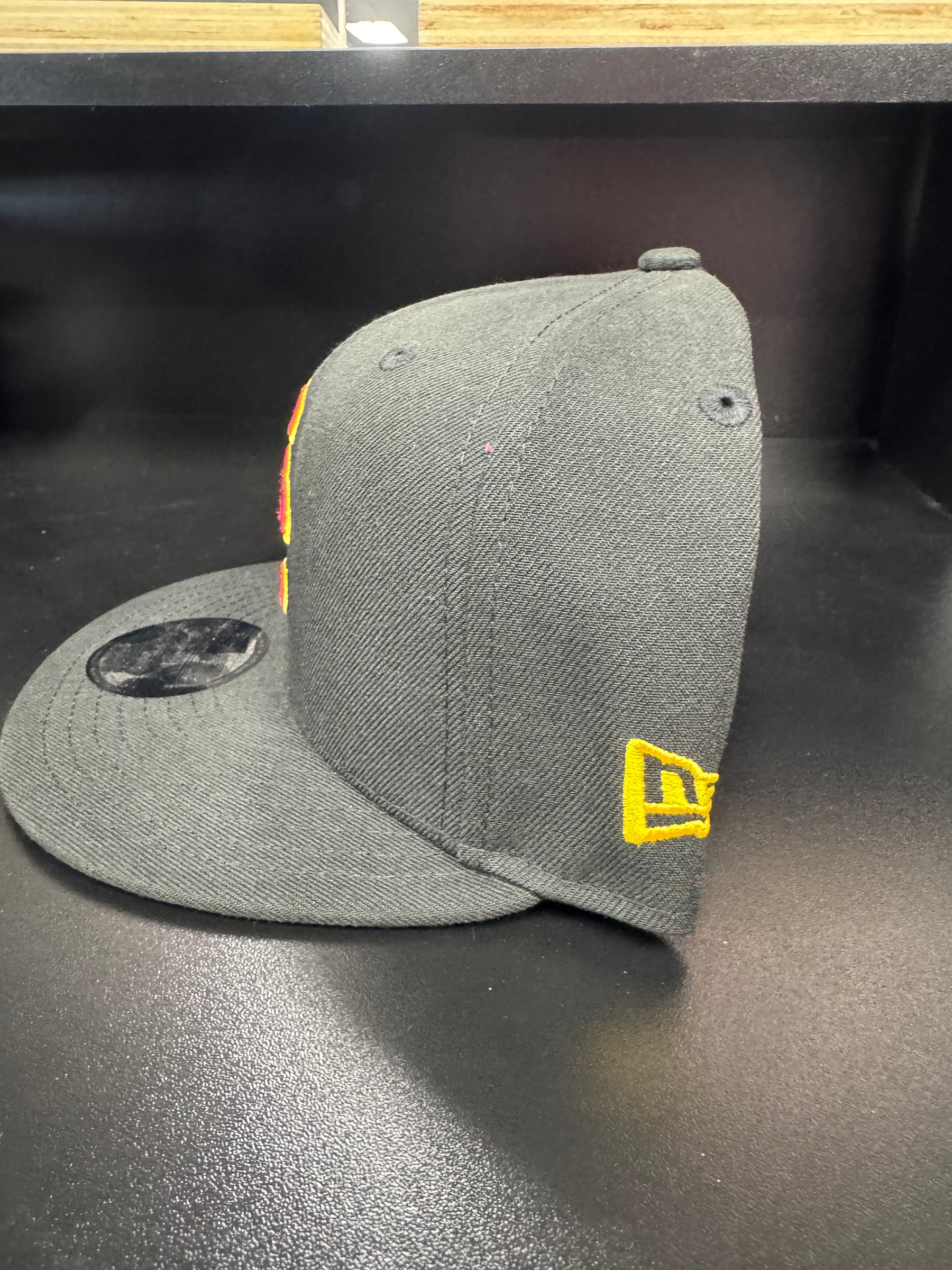 USC Black 950 snapback