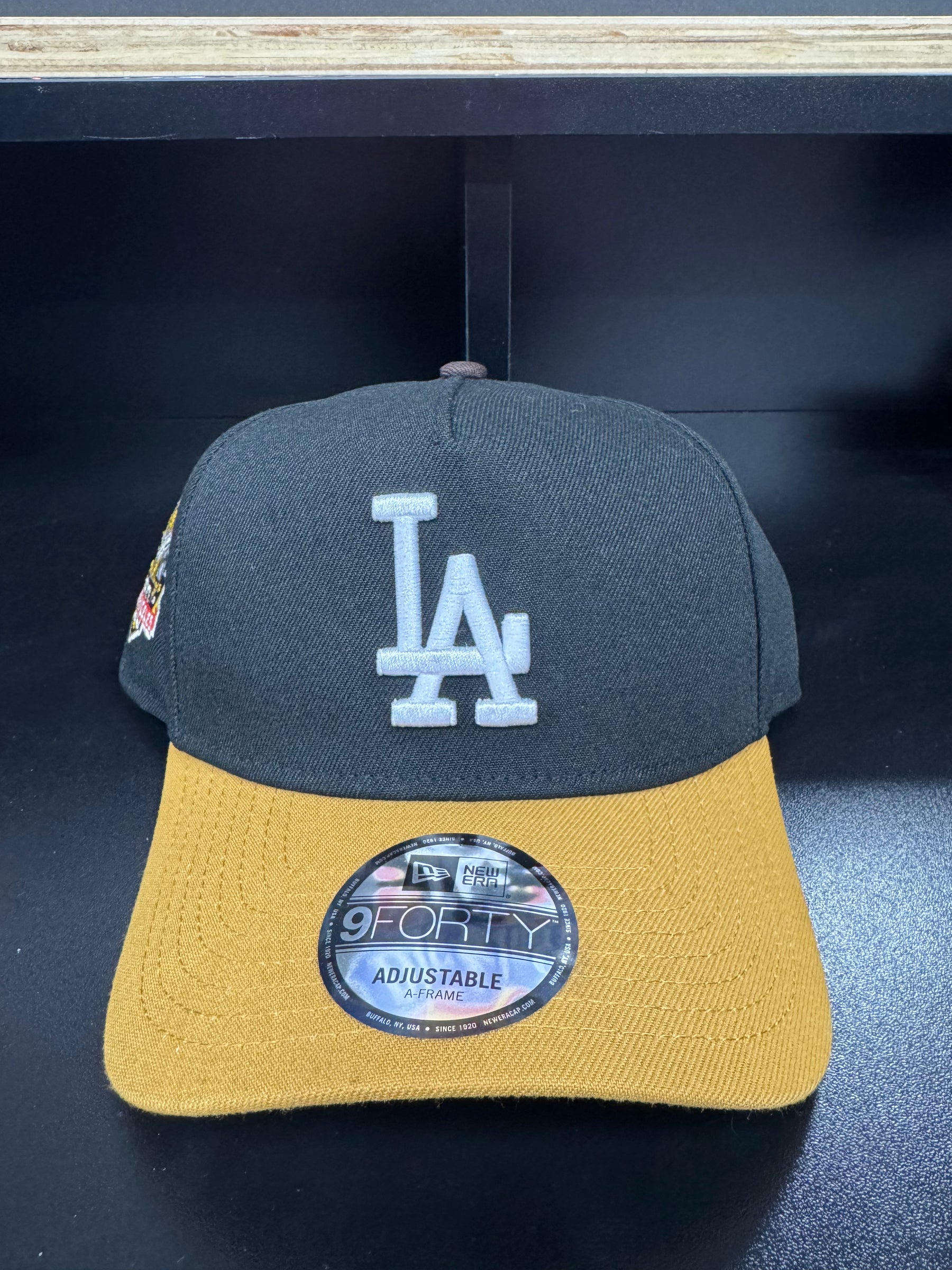 Los Angeles Dodgers2 Toned Black/Khaki 9Forty Adjustable A-Frame Hat