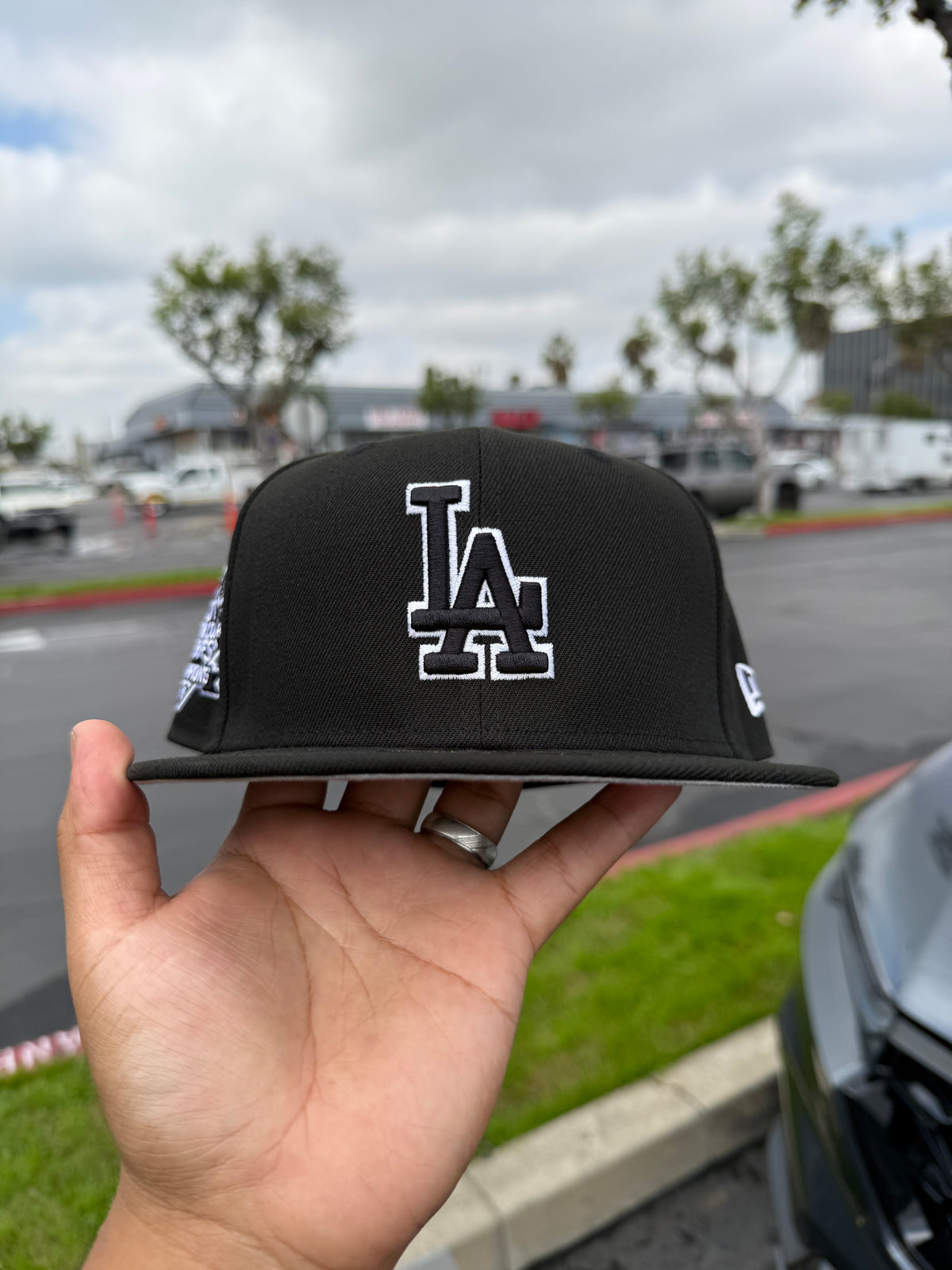 Los Angeles Dodgers World Series Champion Hat Black / White Outline 5950