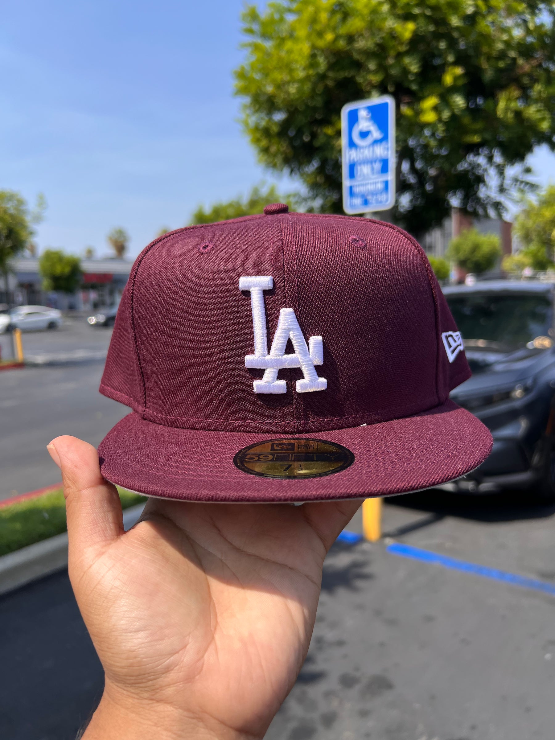 Los Angeles Dodgers Maroon 5950