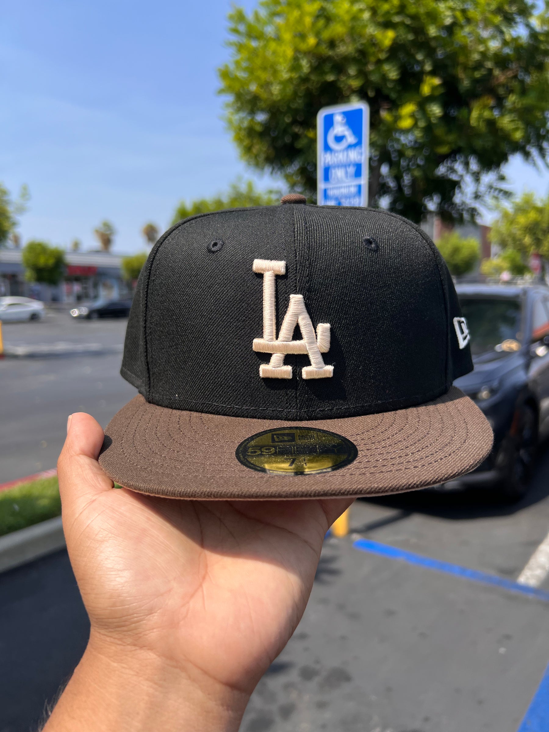 Los Angeles Dodgers Black / Walnut 5950