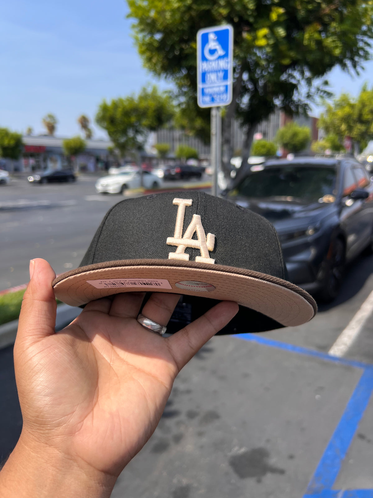 Los Angeles Dodgers Black / Walnut 5950