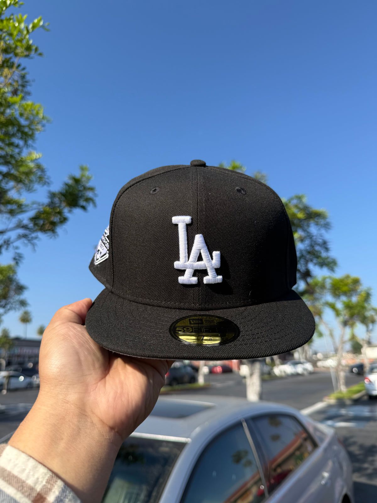 Men's Los Angeles Dodgers New Era Black 2025 MLB Champions Hat w side Patch 14943674