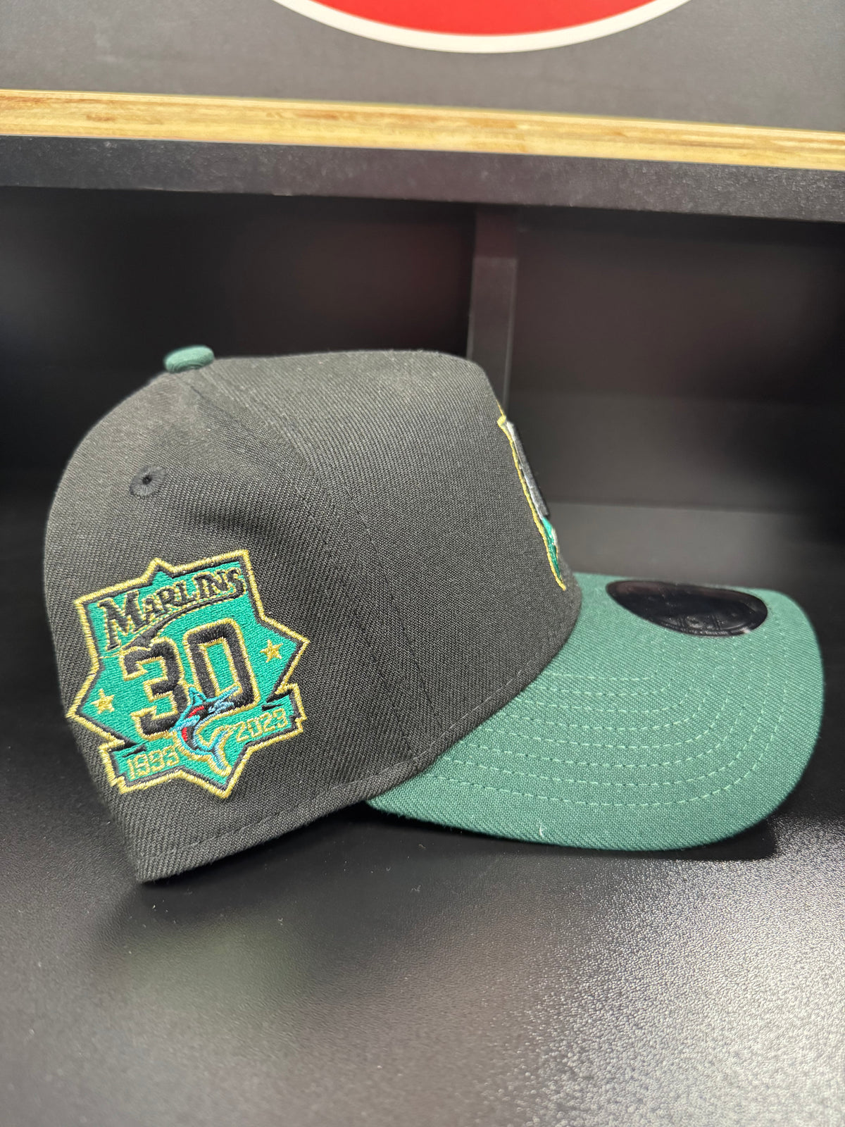 Marlins 2Toned Black/Green 9Forty Adjustable A-Frame Hat