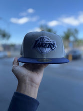 Los Angeles Lakers 2 Toned Hat Grey / Navy 5950